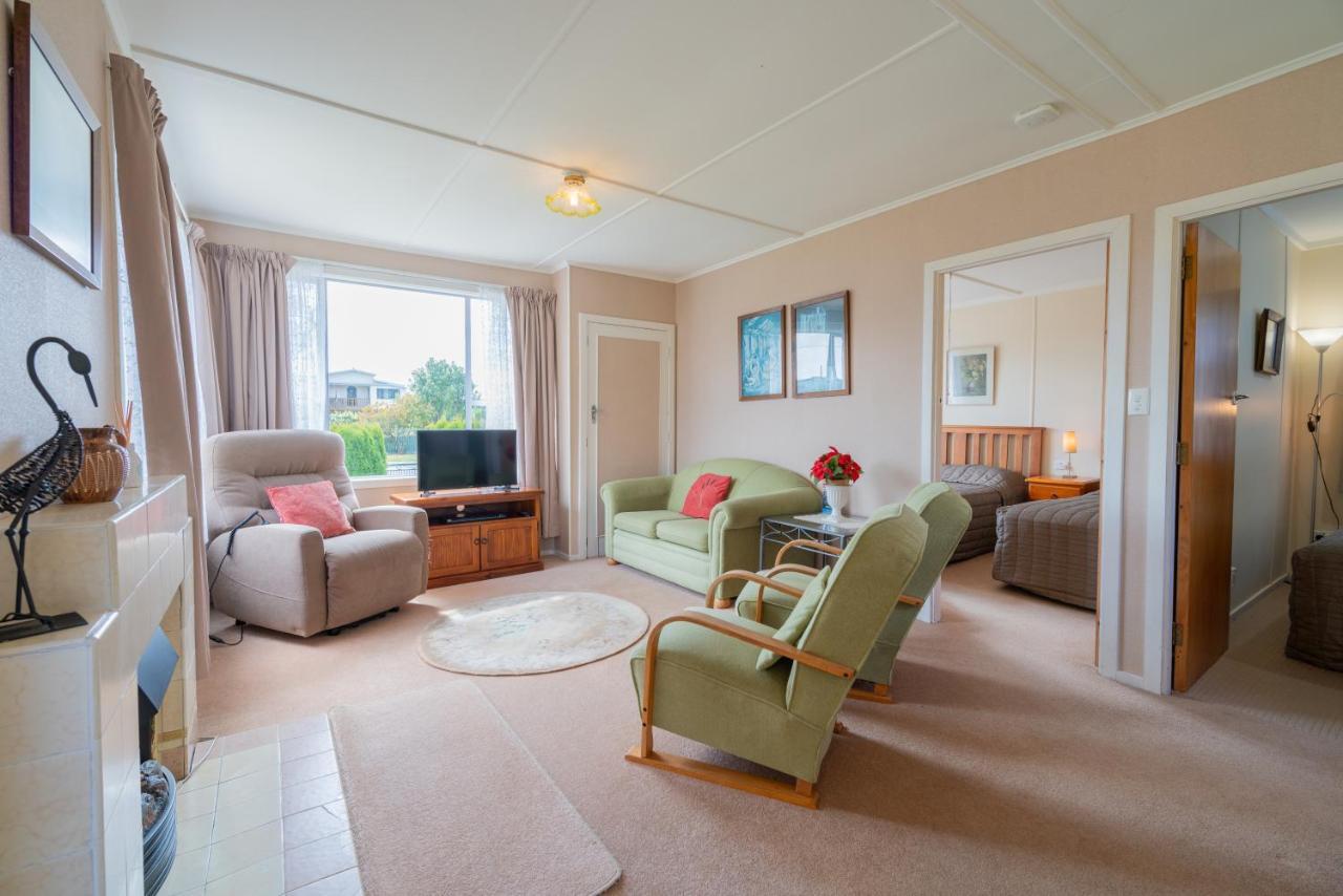 Rustlein Cottage - Te Anau Holiday Home Eksteriør bilde