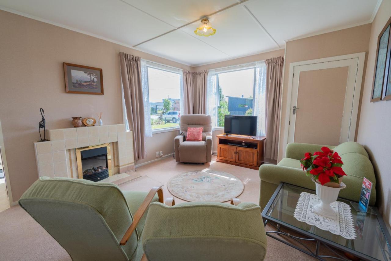 Rustlein Cottage - Te Anau Holiday Home Eksteriør bilde