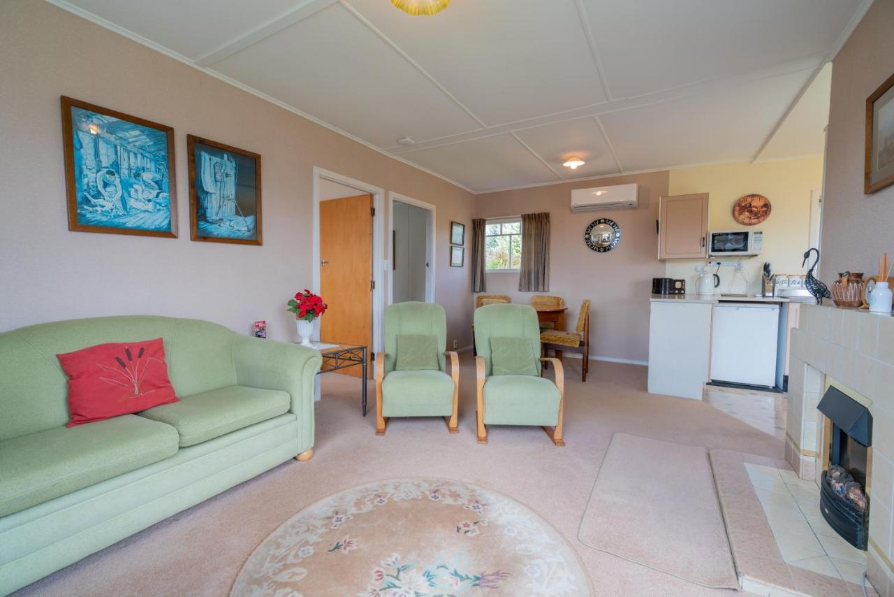 Rustlein Cottage - Te Anau Holiday Home Eksteriør bilde